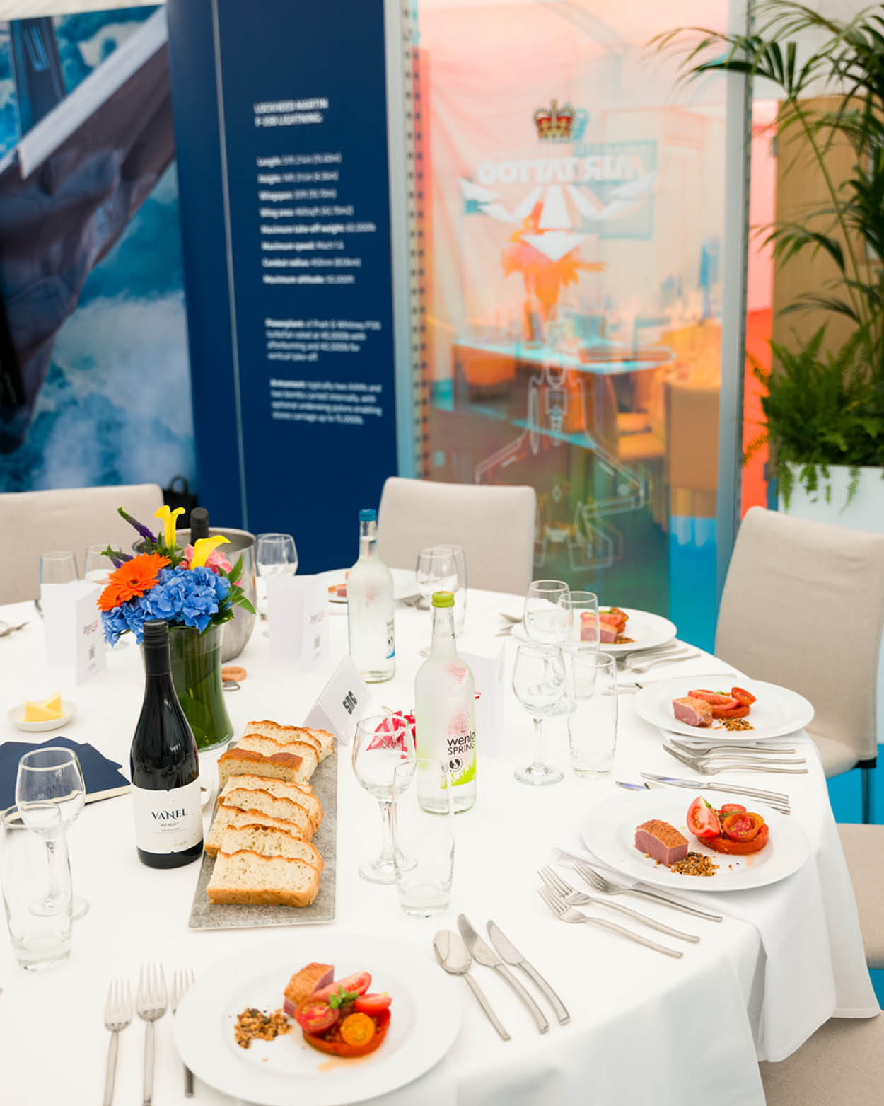 Lightning Carousel Food5