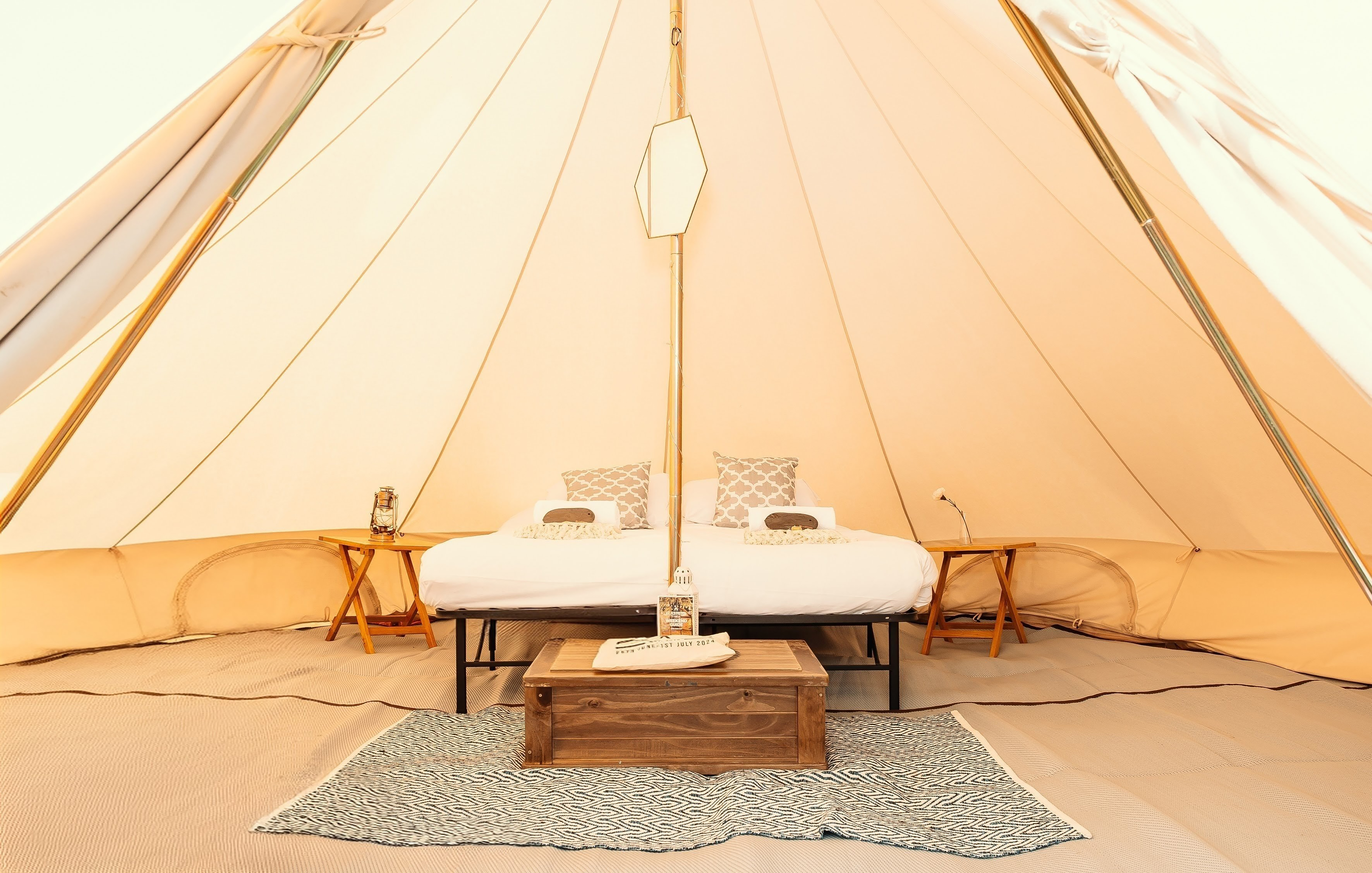 Green Yurts Bell Tent Deluxe