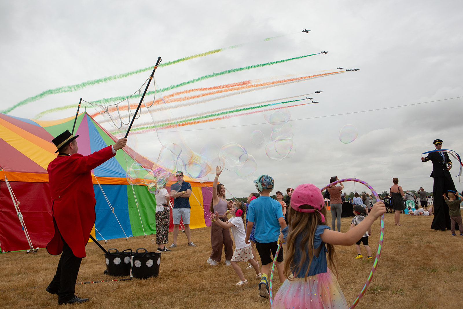 RIAT25 77 ENCLOSURES FAMILY GREENLYS JG 73