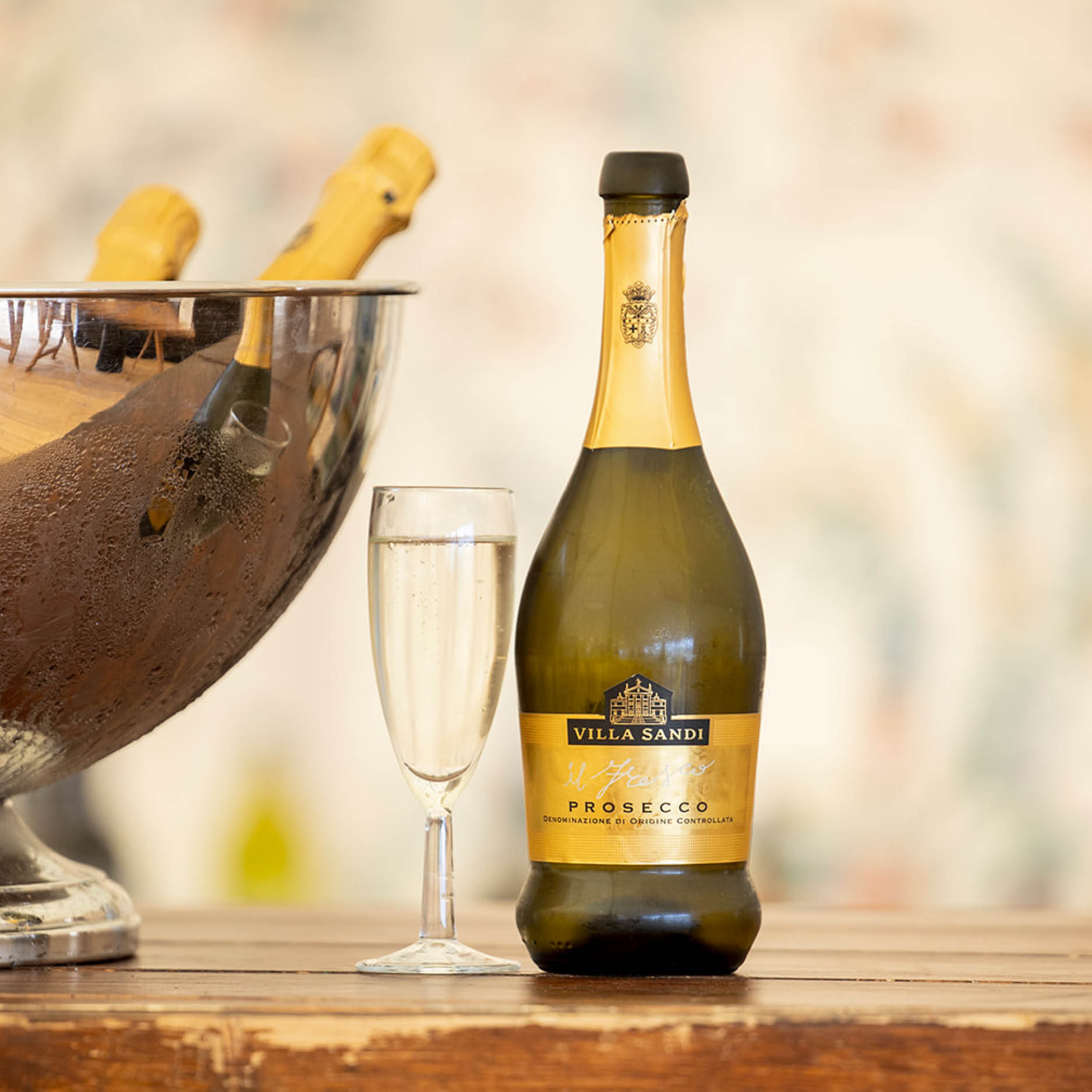 First Class 900X900px Food3