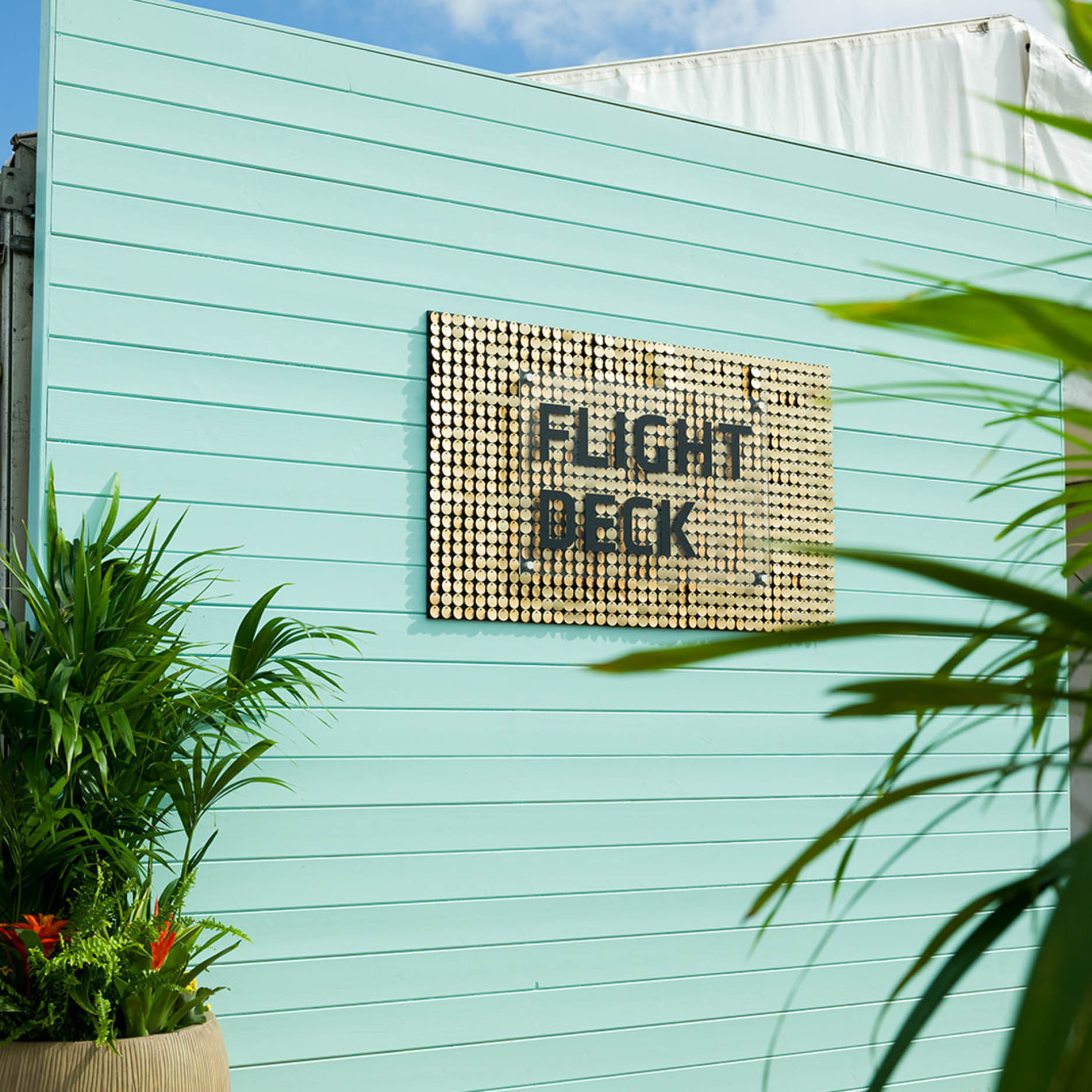 Flight Deck 900X900px