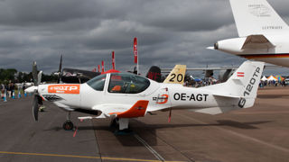 Grob 120TP